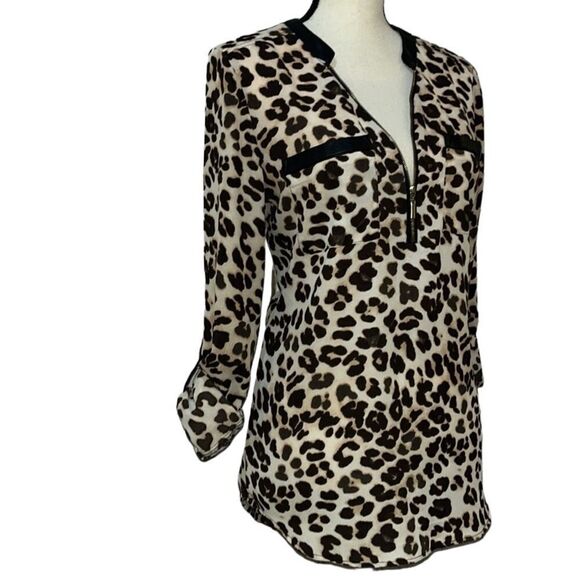 NY&Co Leopard Print Pullover Blouse- Flawed - Picture 7 of 13